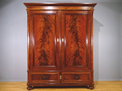 Hannis antique store - hannis,